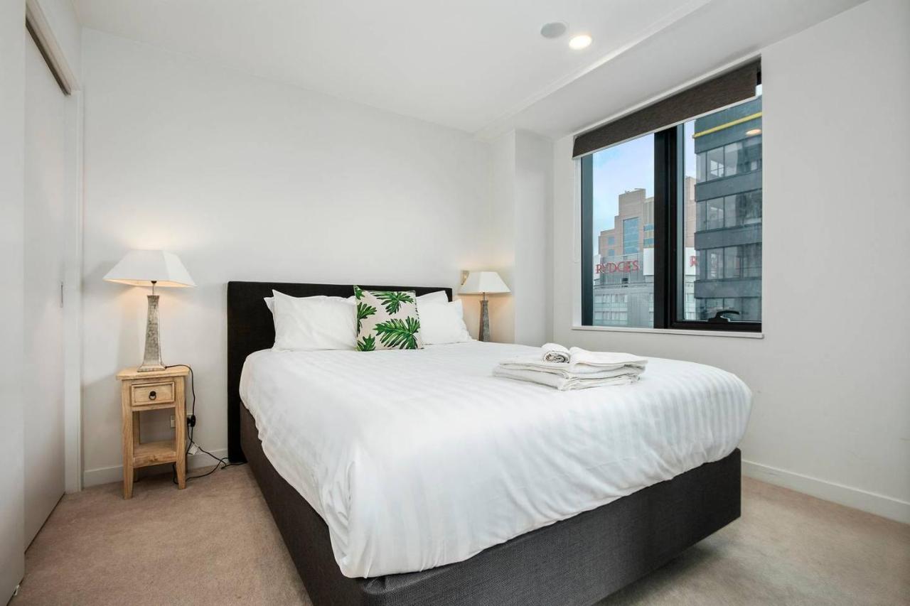 Sky Tower On Your Doorstep! Modern Two Bedroom Окленд Екстер'єр фото