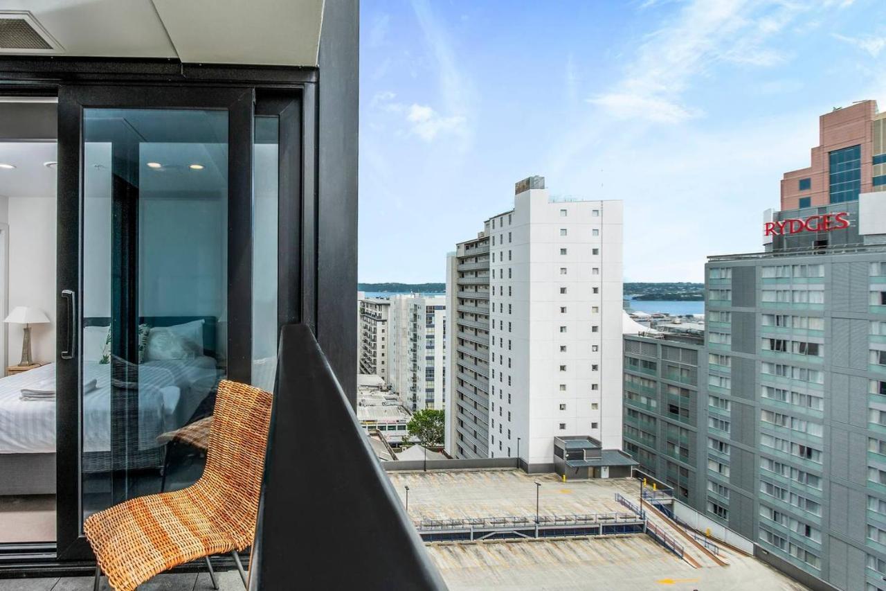 Sky Tower On Your Doorstep! Modern Two Bedroom Окленд Екстер'єр фото